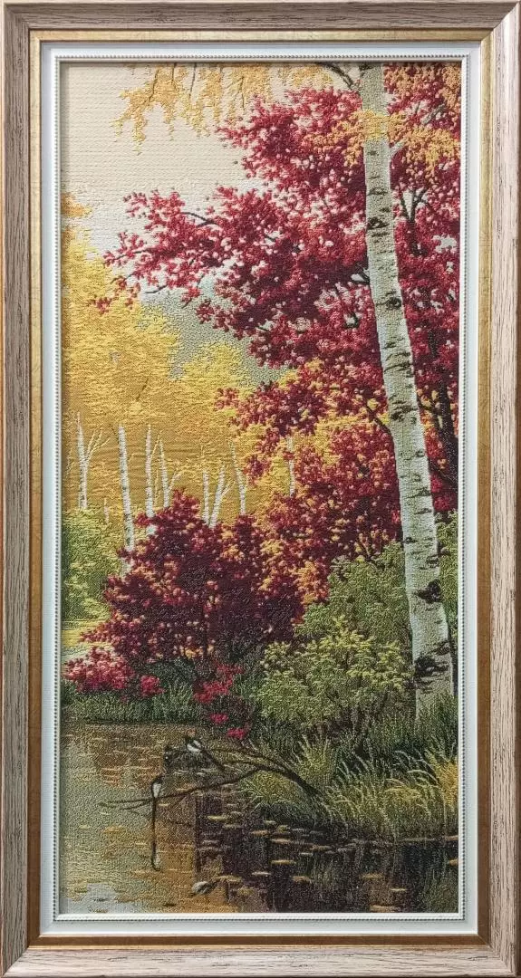Гобелен в раме. Жёлто-красная осень, габ 74х39